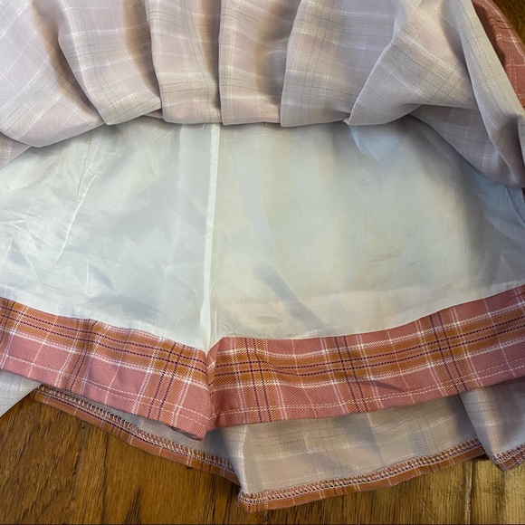 Pink plaid skort - Picture 4 of 6